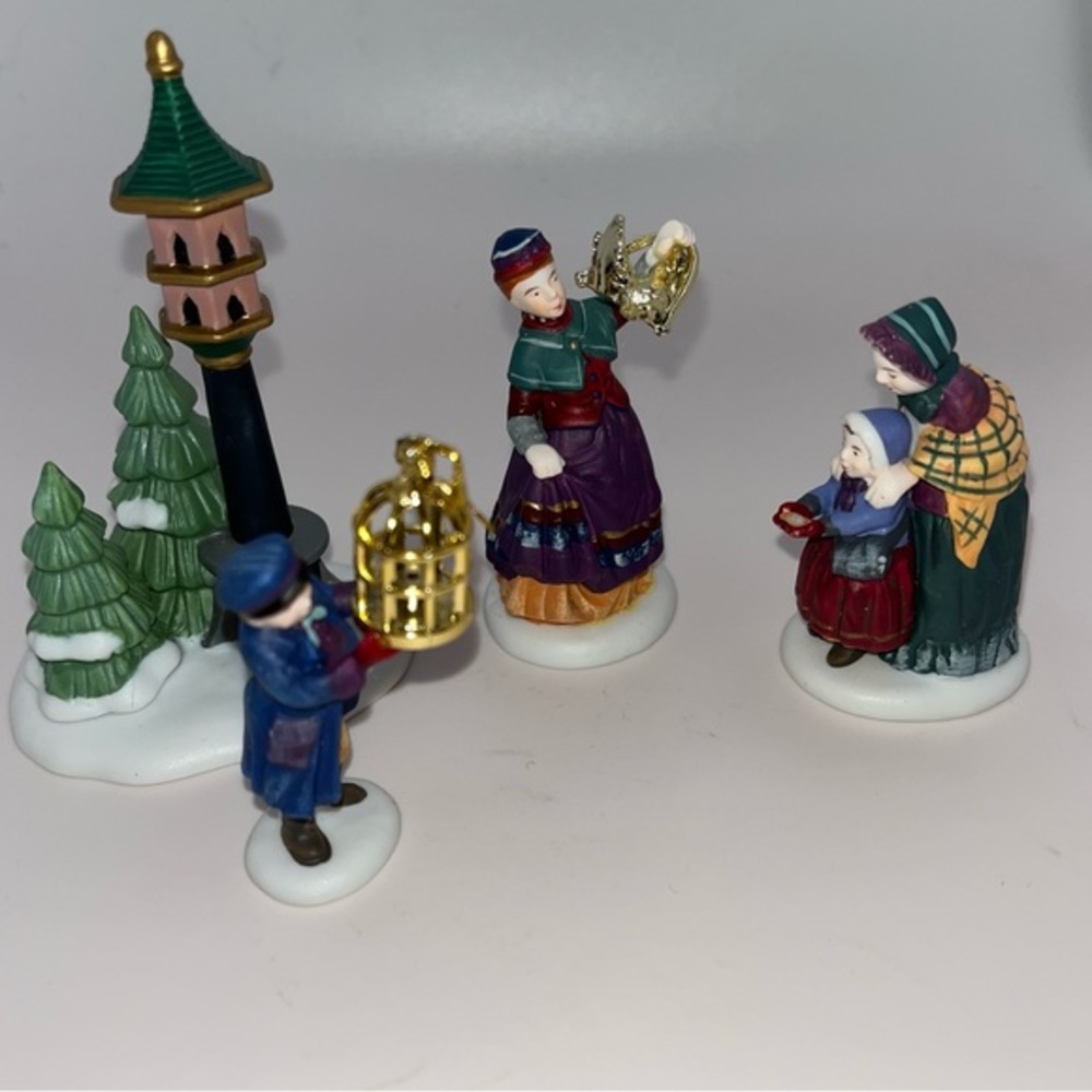 Department 56 Twelve Days of Dickens Village II Two Turtle Doves 4 Piece Figures